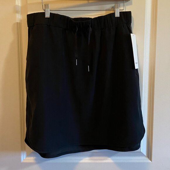 NWT Lululemon On The Fly Skirt Black Women's Size 12 - Picture 1 of 8